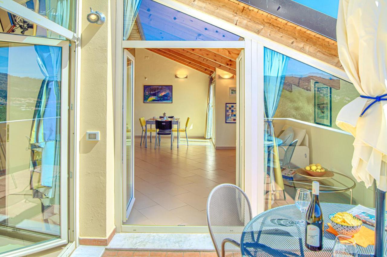 Appartamenti Villa il Poggiolo Diano Marina Esterno foto