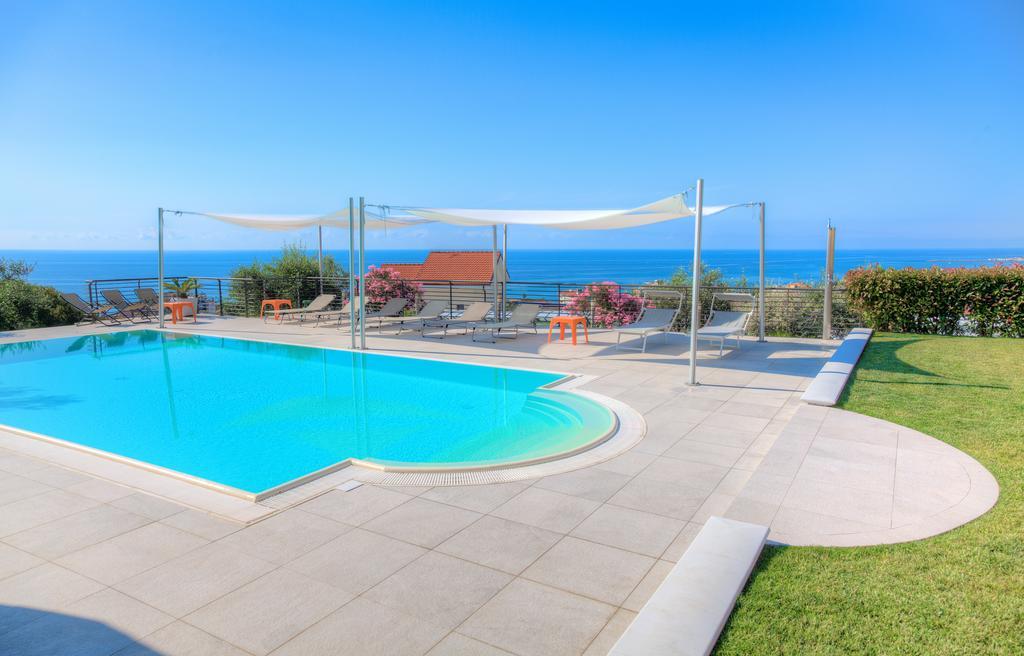Appartamenti Villa il Poggiolo Diano Marina Esterno foto